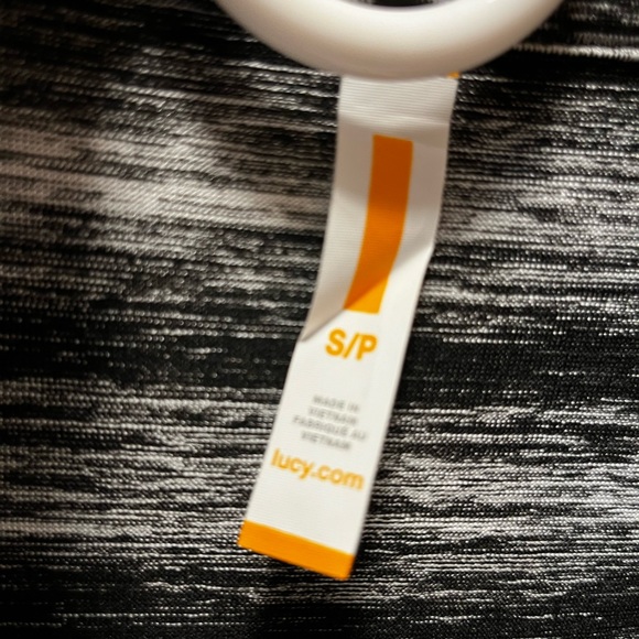 Lucy Women's Hatha Flow Jacket in Small - Brand New - Picture 3 of 4